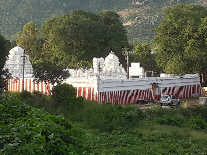 Sri Santhana Venugopala Swamy Temple, Thettu